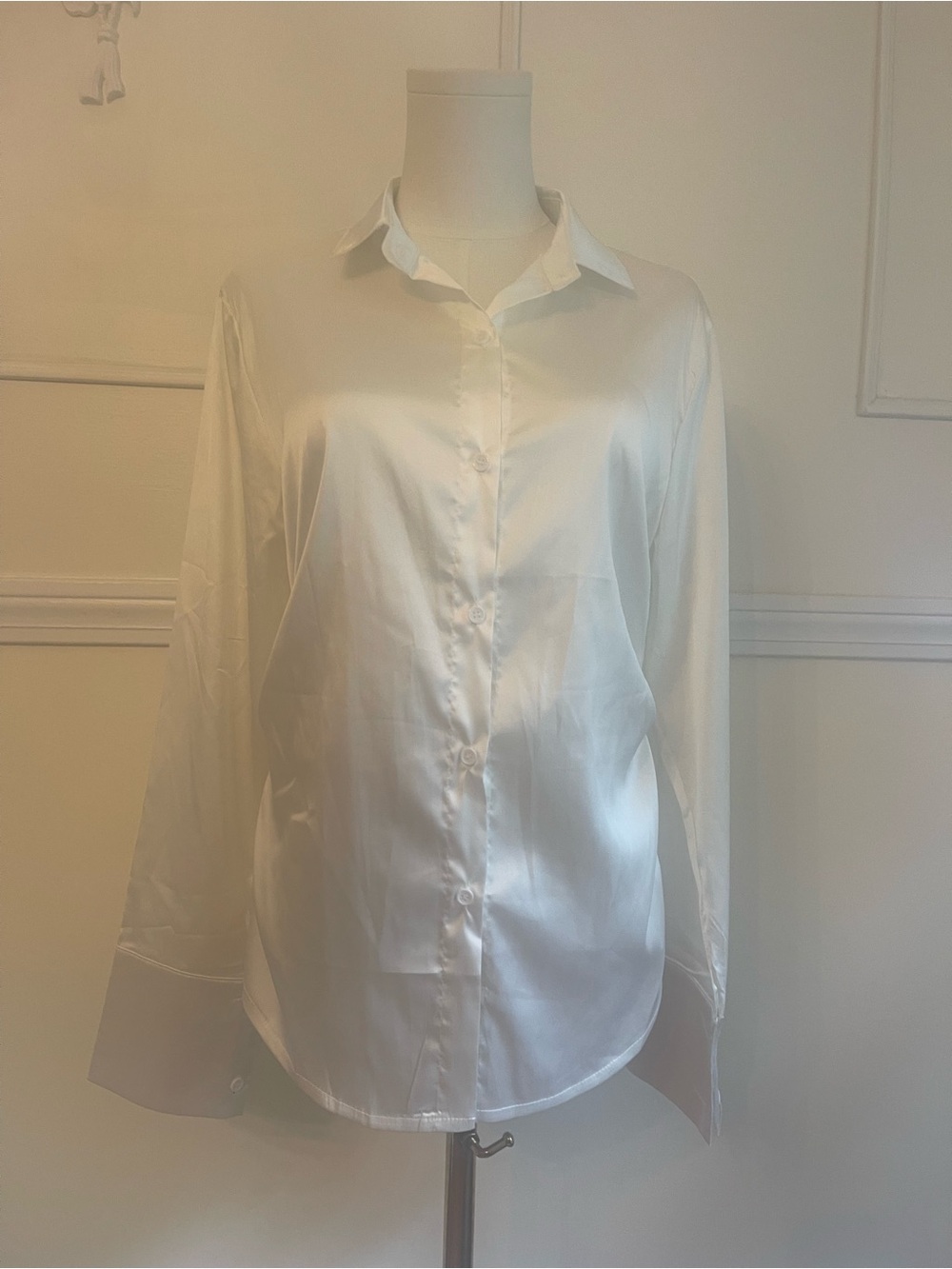 SHEIN White Satin Button-Up Blouse
